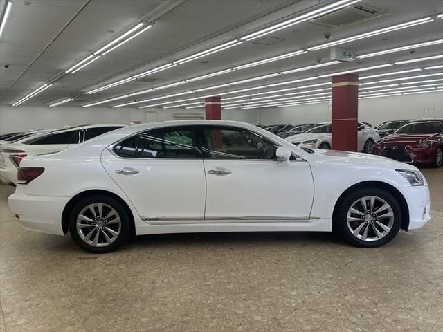 Lexus LS 2012-11 8344-3