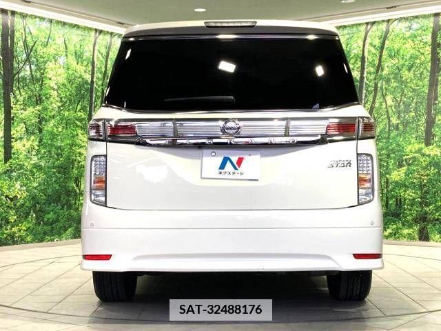 Nissan ELGRAND 2018-03 347643-16