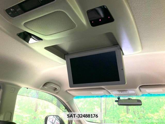 Nissan ELGRAND 2018-03 347643-4