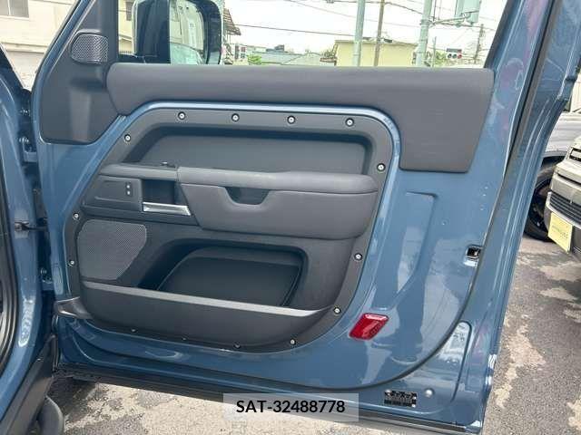 ROVER DEFENDER 2021-04 315806-9