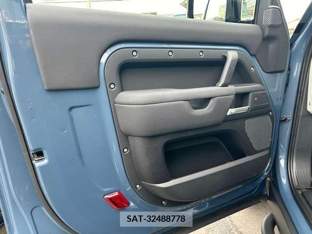ROVER DEFENDER 2021-04 315806-10