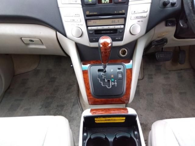 Toyota HARRIER 2008-09 18010-11