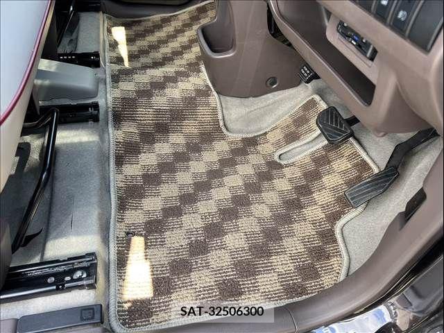 Suzuki MR WAGON 2013-08 371636-16