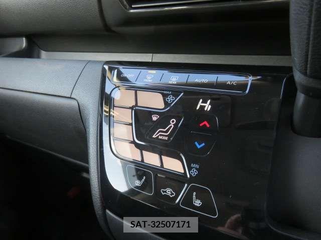 Nissan ROOX 2020-10 300929-10
