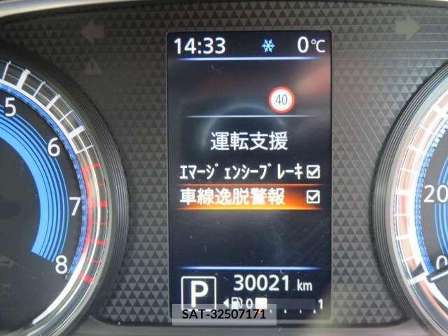 Nissan ROOX 2020-10 300929-9