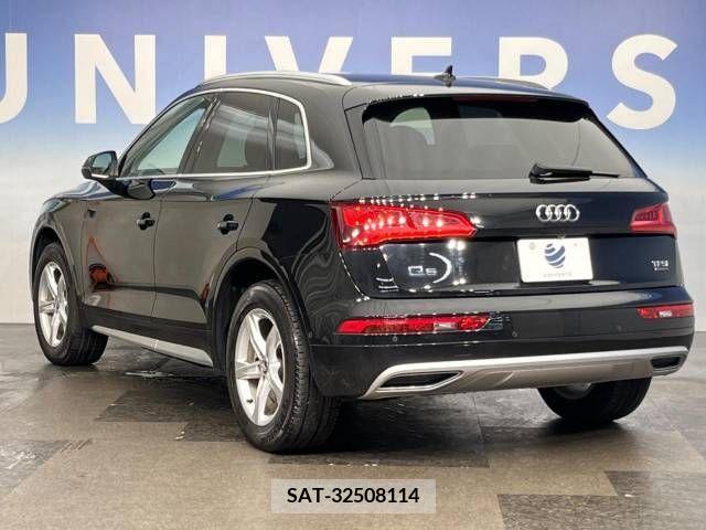 Audi Q5 2018-08 377089-14