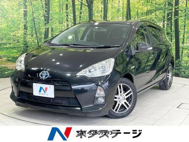Toyota AQUA 2013-09 337286-0