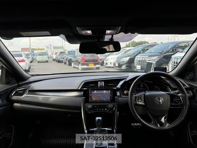 Honda CIVIC 2021-02 389988-1