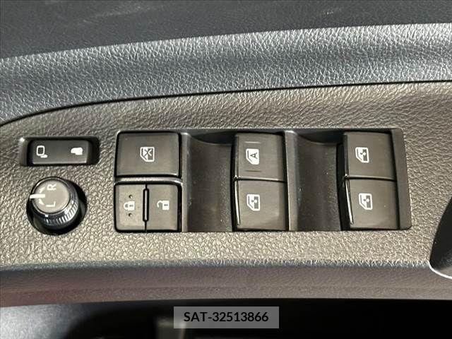 Toyota SIENTA 2015-09 341510-23