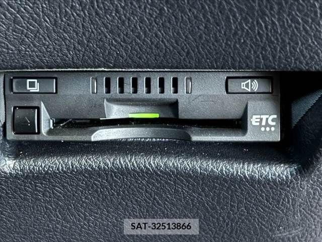 Toyota SIENTA 2015-09 341510-5