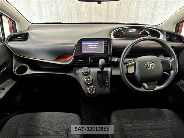 Toyota SIENTA 2015-09 341510-1