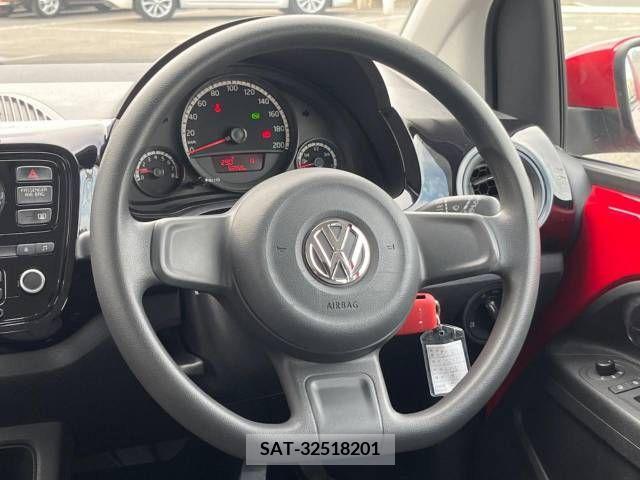 VolksWagen UP! 2013-11 335855-10