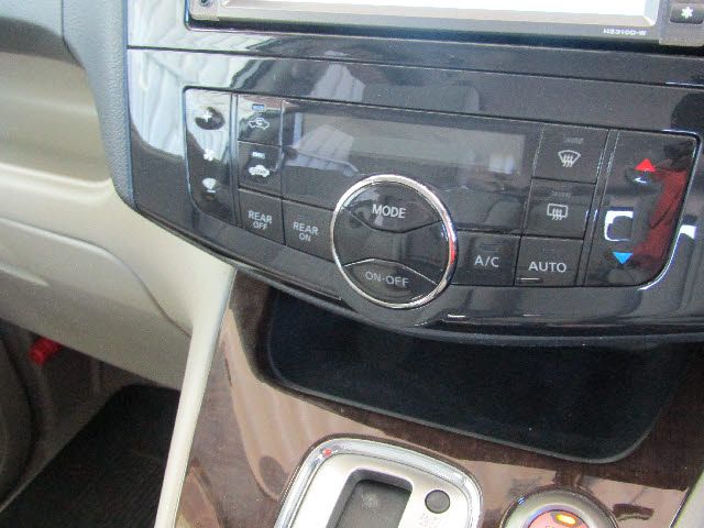 Nissan SERENA 2011-05 195319-14