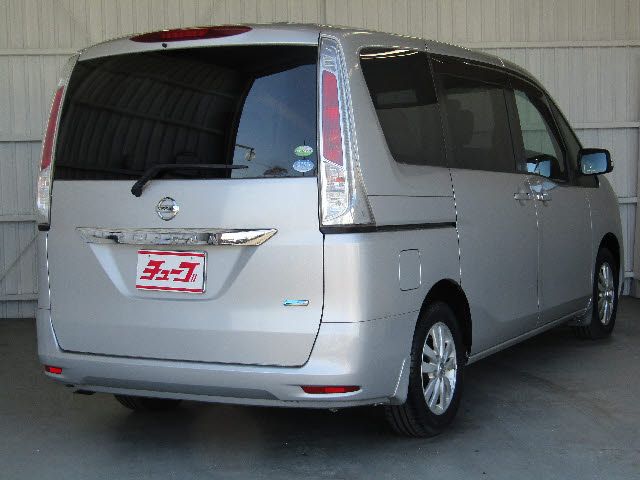 Nissan SERENA 2011-05 195319-2