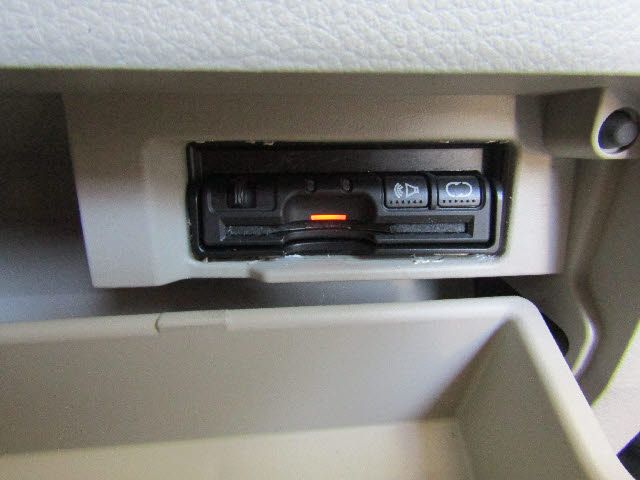 Nissan SERENA 2011-05 195319-5