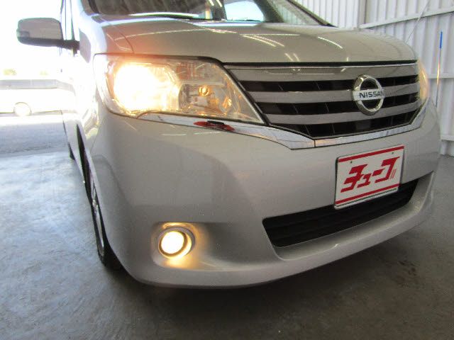 Nissan SERENA 2011-05 195319-15