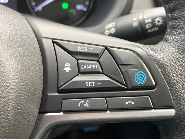 Nissan KICKS 2021-03 181837-5