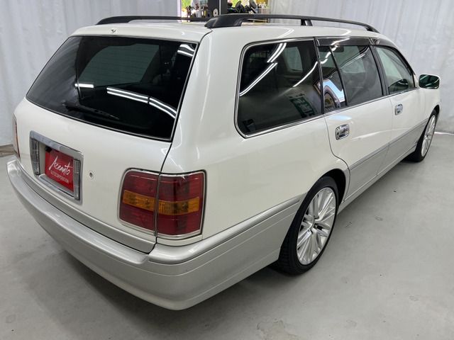 Toyota CROWN ESTATE 2001-02 9691-4