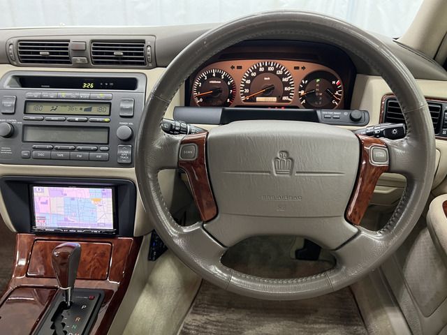 Toyota CROWN ESTATE 2001-02 9691-6