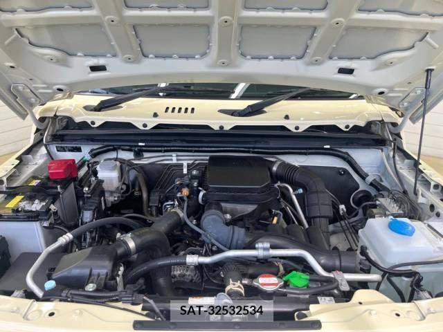 Suzuki JIMNY 2021-12 331929-18