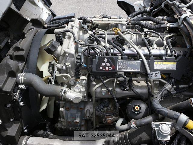 Mitsubishi CANTER 2016-10 294501-16