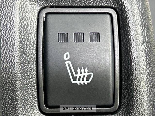 Nissan SERENA 2022-12 332647-7