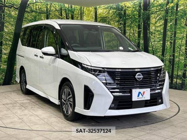 Nissan SERENA 2022-12 332647-16