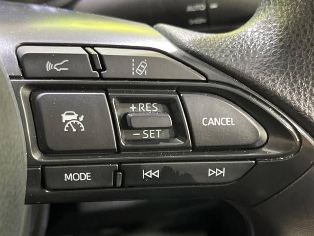 Toyota YARIS CROSS 2023-03 187963-5