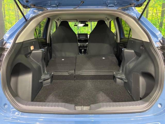 Toyota YARIS CROSS 2023-03 187963-13