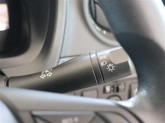 Nissan NOTE 2019-09 195554-21