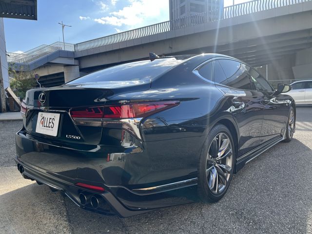Lexus LS 2020-07 21659-7