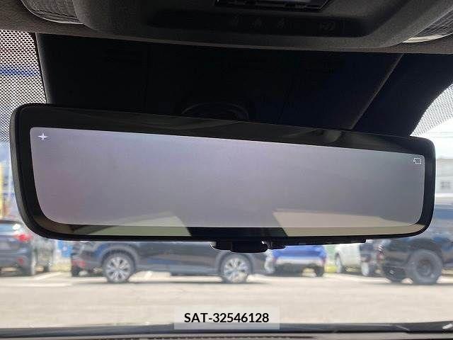 Toyota PRIUS 2023-05 366581-4