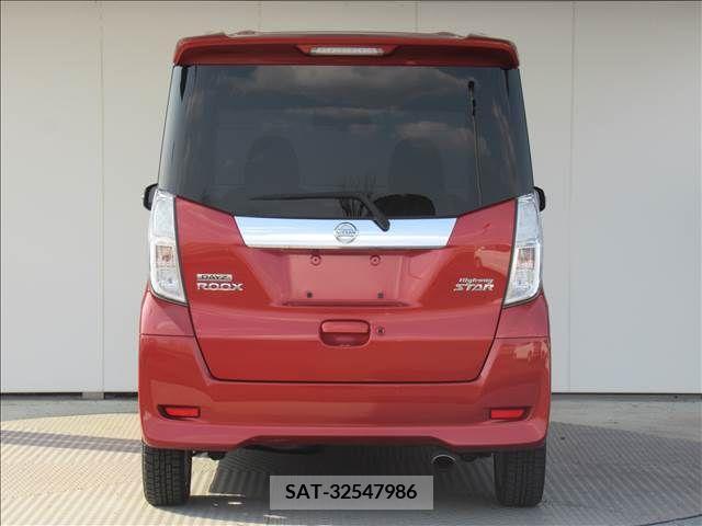 Nissan ROOX 2016-12 323813-16