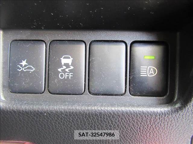 Nissan ROOX 2016-12 323813-12