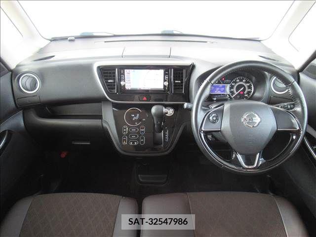 Nissan ROOX 2016-12 323813-7
