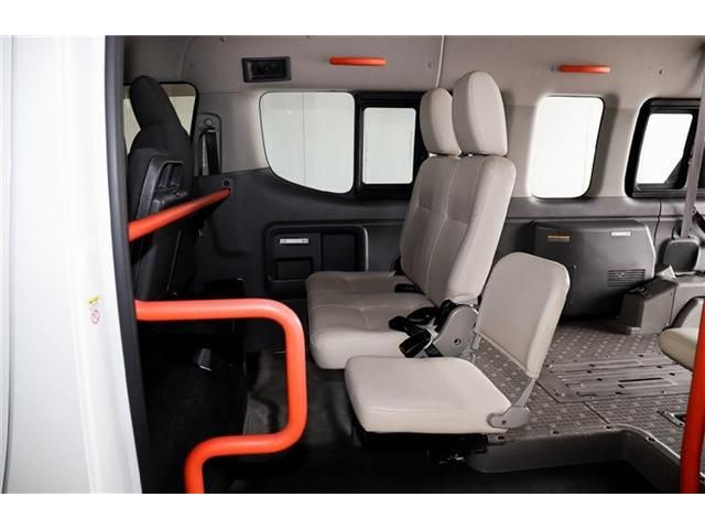 Nissan NV350 Caravan 2017-12 2529-17