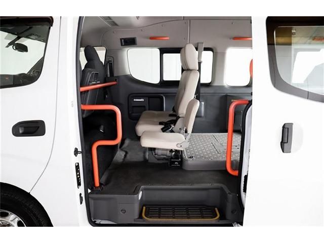 Nissan NV350 Caravan 2017-12 2529-19