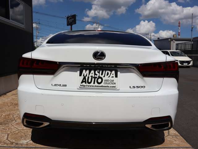 Lexus LS 2021-04 7197-5