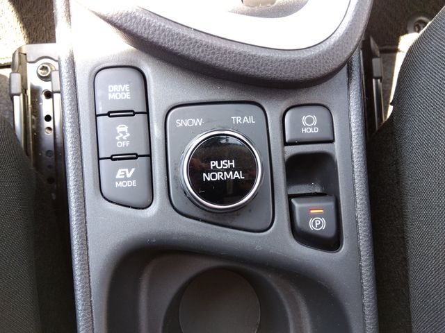 Toyota YARIS CROSS 2022-10 9729-14