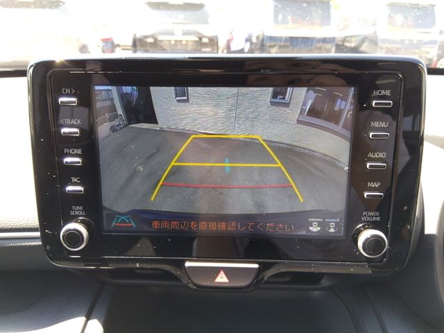 Toyota YARIS CROSS 2022-10 9729-11