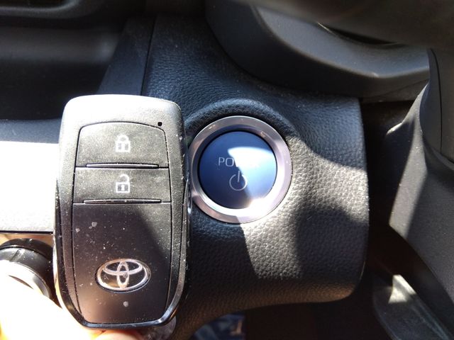 Toyota YARIS CROSS 2022-10 9729-17