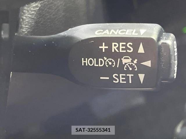 Toyota PRIUS 2020-03 231839-6