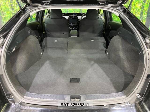 Toyota PRIUS 2020-03 231839-10