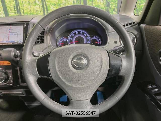Nissan ROOX 2010-10 324235-19