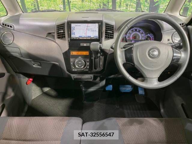 Nissan ROOX 2010-10 324235-1