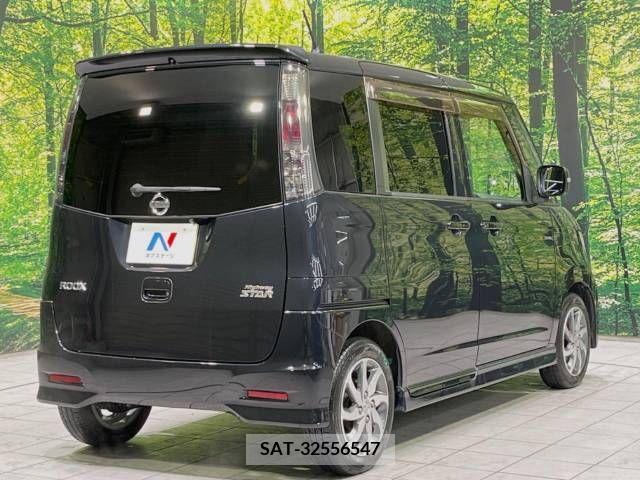 Nissan ROOX 2010-10 324235-16