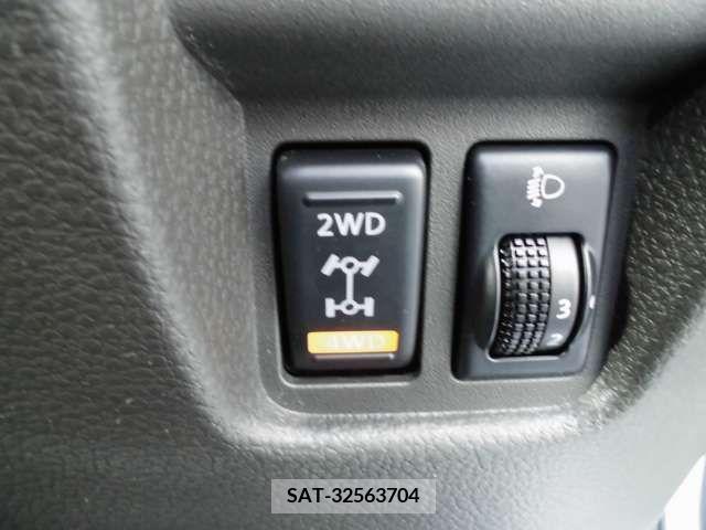 Nissan CUBE 2010-03 265395-4