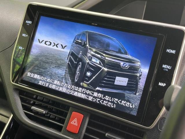 Toyota VOXY HYBRID 2019-01 188293-3