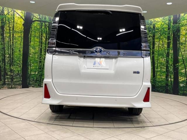 Toyota VOXY HYBRID 2019-01 188293-16