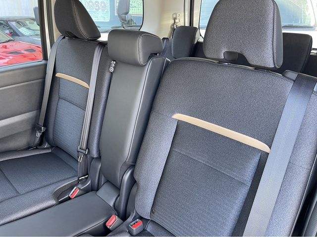 Nissan SERENA 2022-12 180631-24
